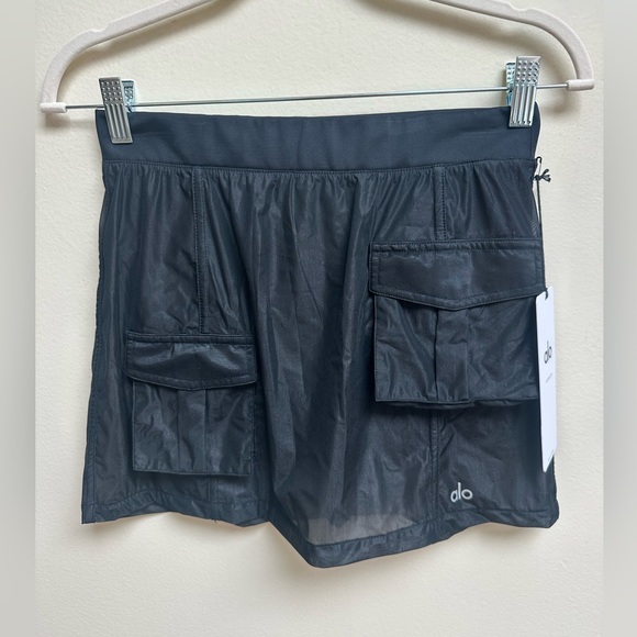 NWT Alo Yoga Black Skort with Pockets - Picture 1 of 1